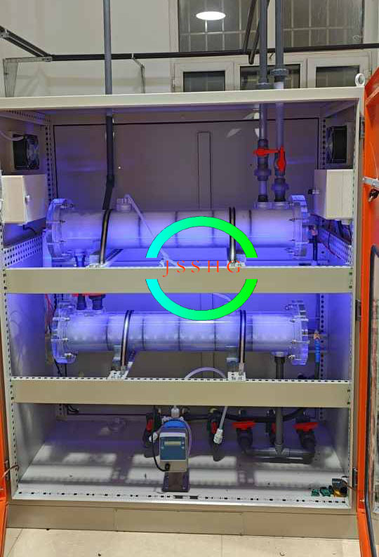 Large efficient sodium hypochlorite generator